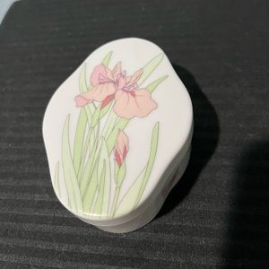 Iris and butterfly design trinket box